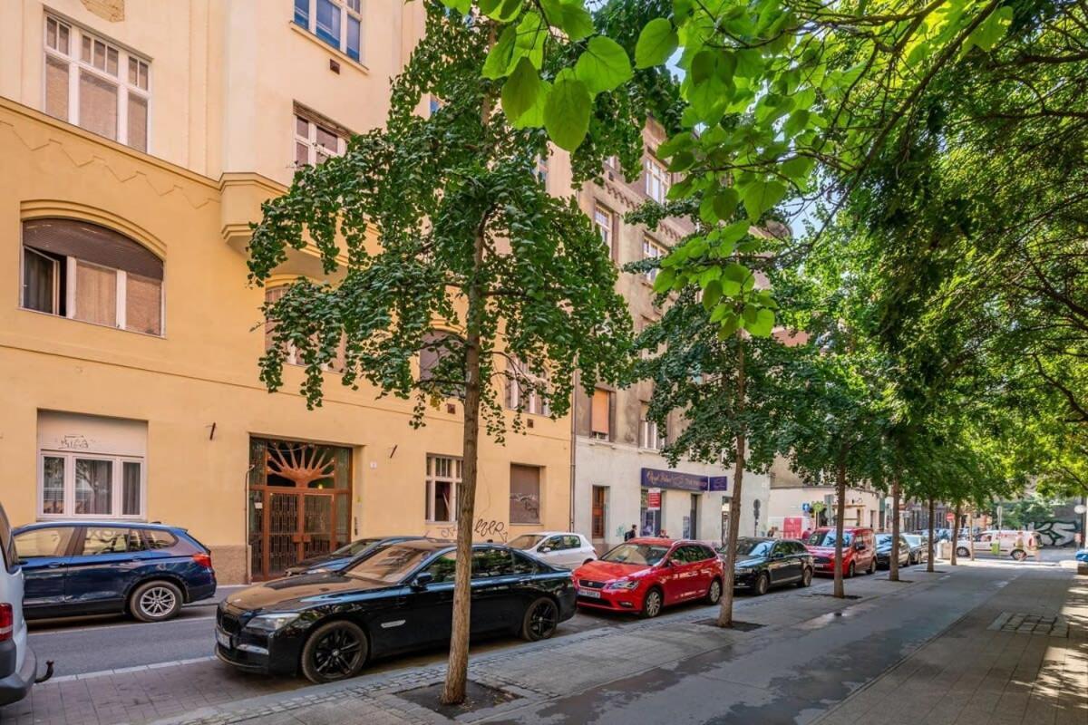 Ultra Central Studio Budapest Exterior foto