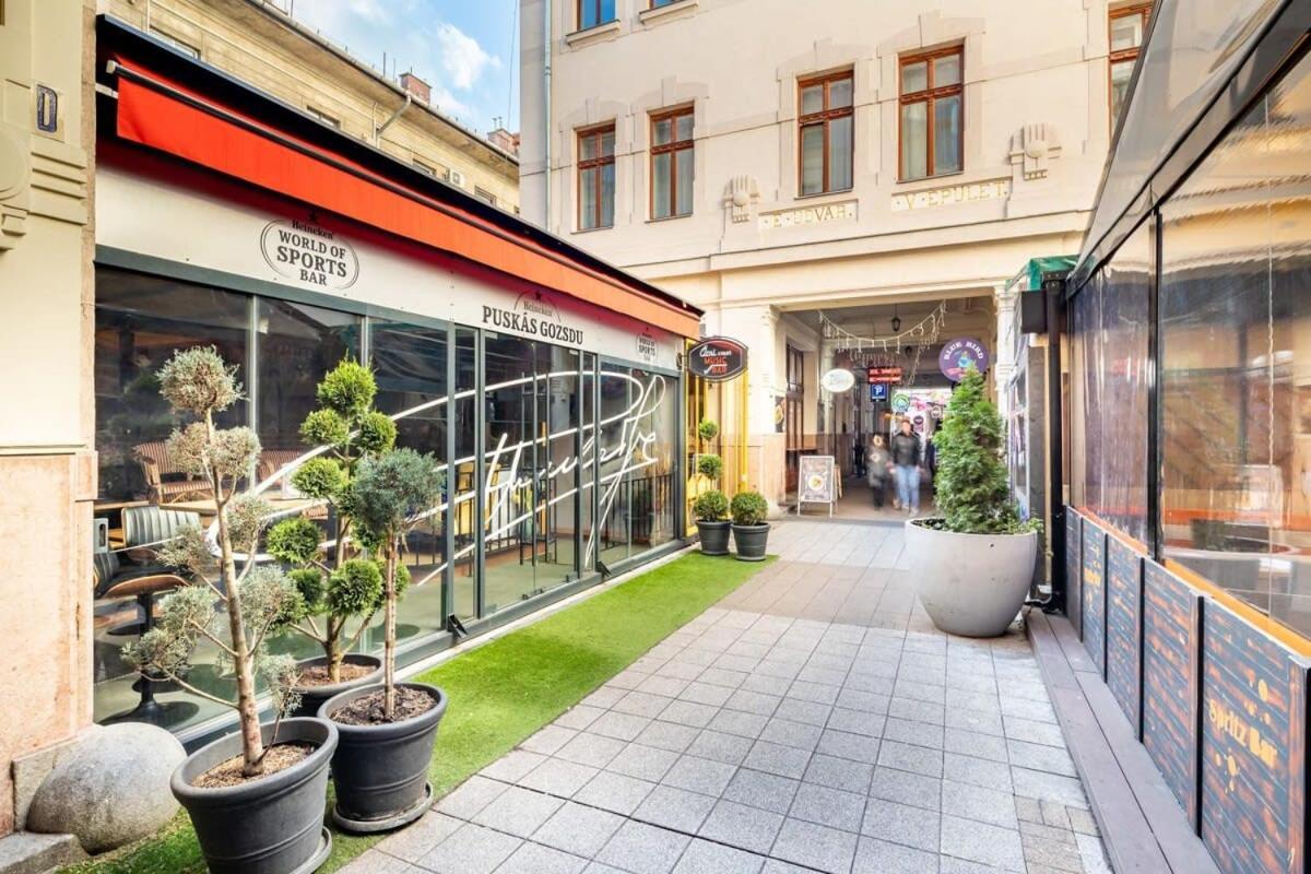 Ultra Central Studio Budapest Exterior foto